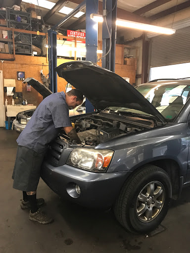 Auto Repair Shop «A-1 Auto Repair», reviews and photos, 4492 Peavine Rd, Crossville, TN 38571, USA