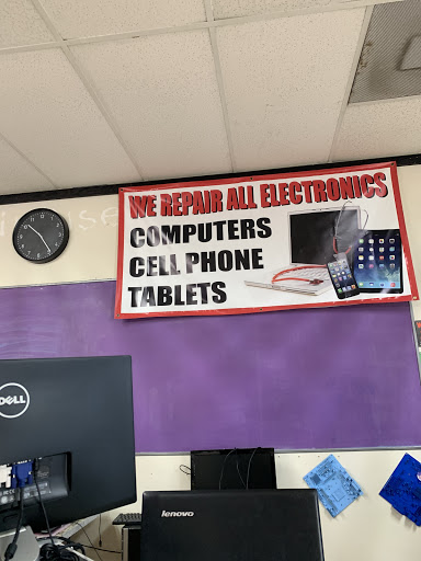 Cell Phone Accessory Store «Computer Tech Solutions/Computer & Smartphone Repair», reviews and photos, 4733 S Orange Ave, Orlando, FL 32806, USA