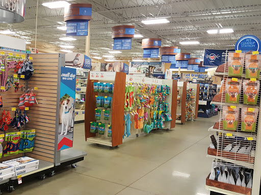 Pet Supply Store «PetSmart», reviews and photos, 300 NJ-18, East Brunswick, NJ 08816, USA