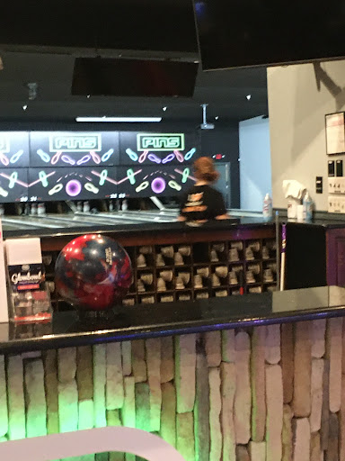 Bowling Alley «PINS Bowling Alley», reviews and photos, 2210 E Hwy 377, Granbury, TX 76049, USA
