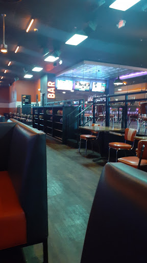 Bowling Alley «AMF Town & Country Lanes», reviews and photos, 405 Boston Turnpike, Shrewsbury, MA 01545, USA