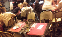 Atmosphère du Restaurant français Le Hameau à Paris - n°3