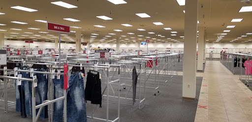 Clothing Store «Burlington Coat Factory», reviews and photos, 1716 Jantzen Beach Center, Portland, OR 97217, USA