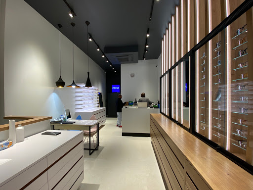 Optician «Visionary Optics», reviews and photos, 123 7th Ave, New York, NY 10011, USA