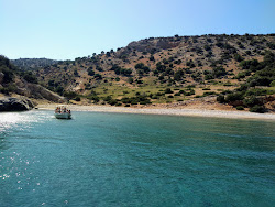 Photo de Rina beach et ses beaux paysages