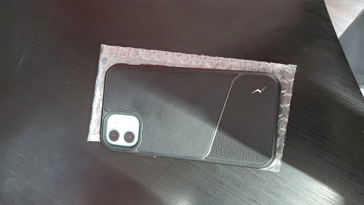 Phone Repair Service «Gadget MD- Cell Phone Repair», reviews and photos, 11660 Westheimer Rd #111, Houston, TX 77077, USA