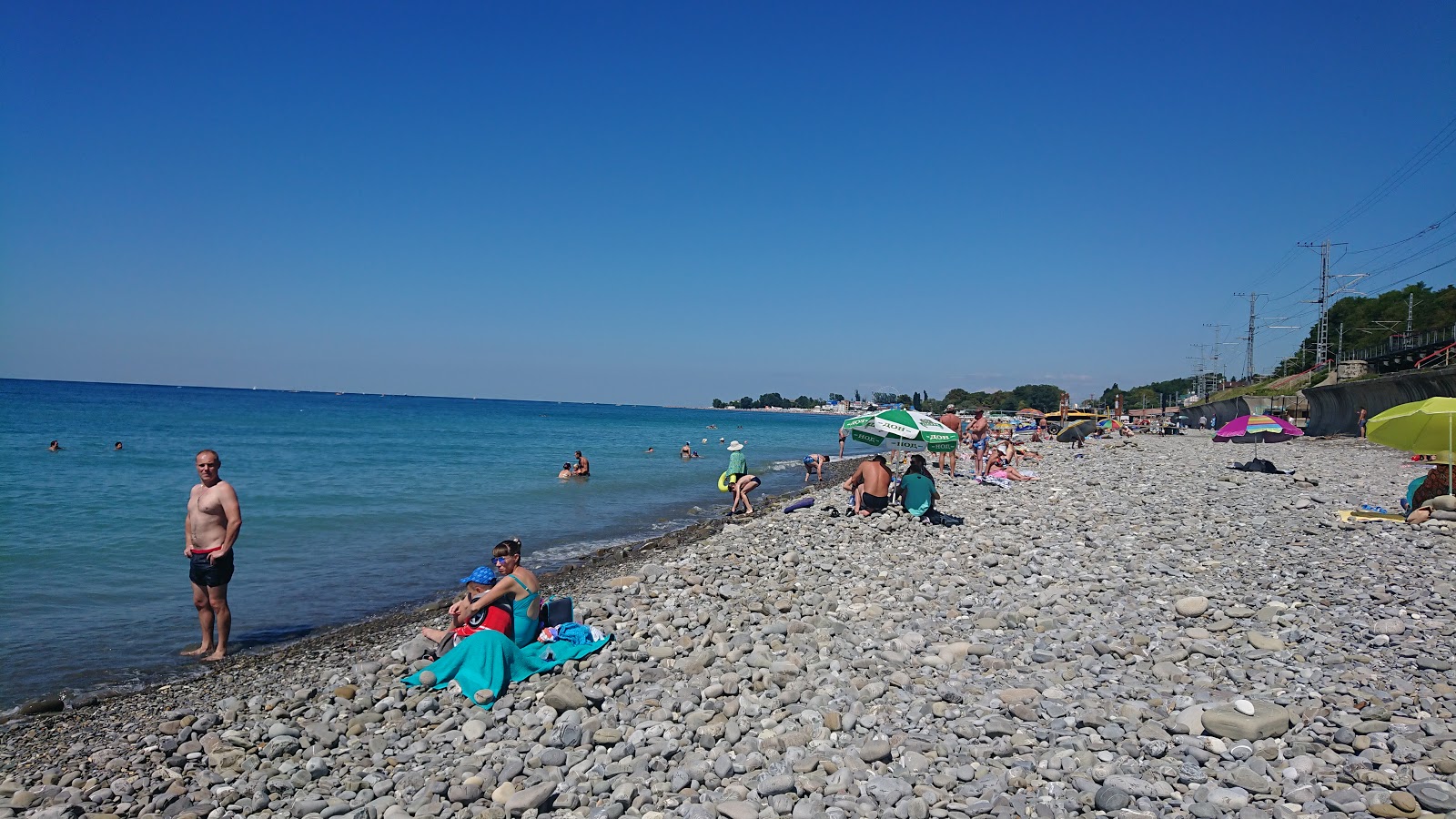 Foto de Sports beach apoiado por penhascos