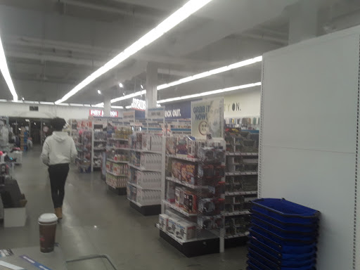 Variety Store «Five Below», reviews and photos, 1155 Mount Vernon Hwy NE #750, Atlanta, GA 30338, USA