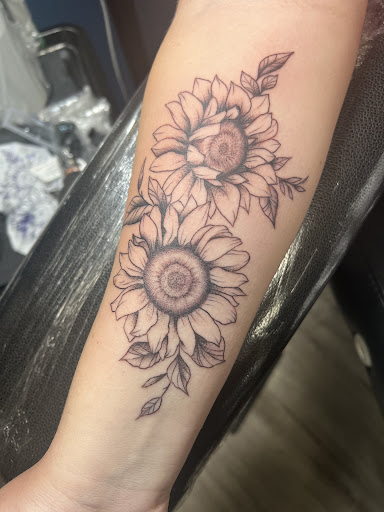 Find traveling tattoo ideas for your next unique tattoo in Los Alamitos at Mr. Inkwells Classy Tattoos
