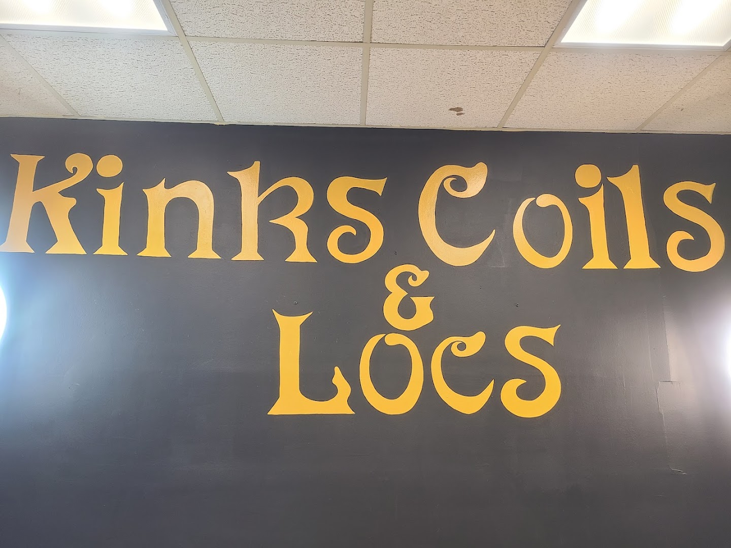 Kinks Coils & Locs Hair Salon