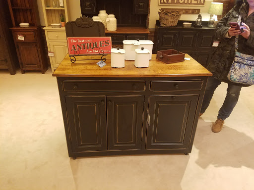 Furniture Store «Rotmans Furniture, Mattress & Flooring Store», reviews and photos, 725 Southbridge St, Worcester, MA 01610, USA