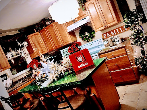Edible Arrangements, 6153 Ridge Ave a, Philadelphia, PA 19128, USA, 