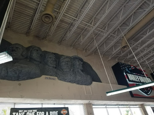 Harley-Davidson Dealer «Peterson’s Miami Beach Harley-Davidson», reviews and photos, 401 Biscayne Blvd, Miami, FL 33132, USA