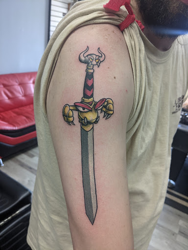 Tattoo Shop «Empire Tattoo & Piercing», reviews and photos, 5N105 IL-53, Itasca, IL 60143, USA