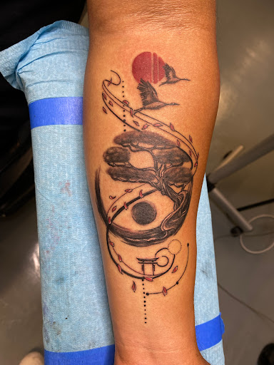 Explore ideas for stomach tattoos, creative tattoo ideas in San Marcos, available at FROSTY TATTOO STUDIO