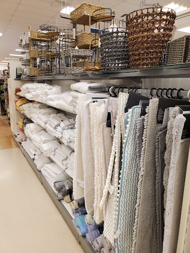 Department Store «Marshalls», reviews and photos, 550 Kinderkamack Rd, Emerson, NJ 07630, USA