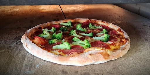 Pizza Uno & Adler OG en Spillern