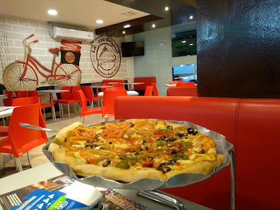 Rest. Jeno,s Pizza - Cl. 3 # 5 12, San Andrés, San Andrés y Providencia, Colombia