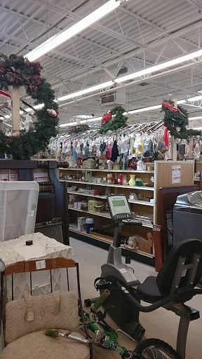 Thrift Store «Valley Thrift Store», reviews and photos, 1717 Woodman Dr, Kettering, OH 45420, USA