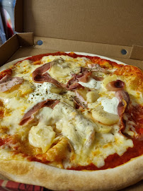 Pizza du Pizzeria Le Réconfort à Martigné-sur-Mayenne - n°15