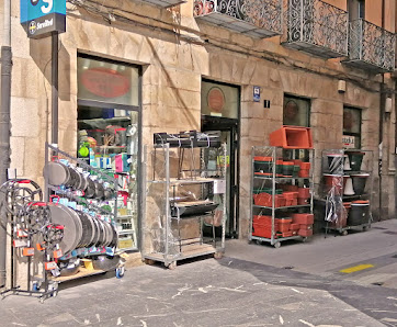 CODIGO 100 - Tu tienda del hogar y la familia en Astorga C. Pío Gullón, 1, 24700 Astorga, León, España