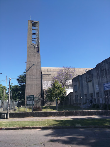 Parroquia de la Asunción y San Carlos Borromeo - Iglesia
