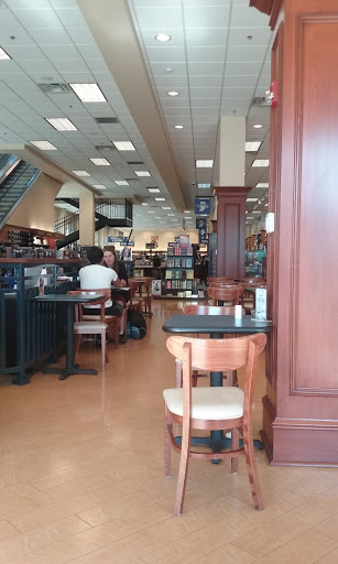 Book Store «Barnes and Noble Bookstore Indiana State University», reviews and photos, 25 N 4th St, Terre Haute, IN 47809, USA