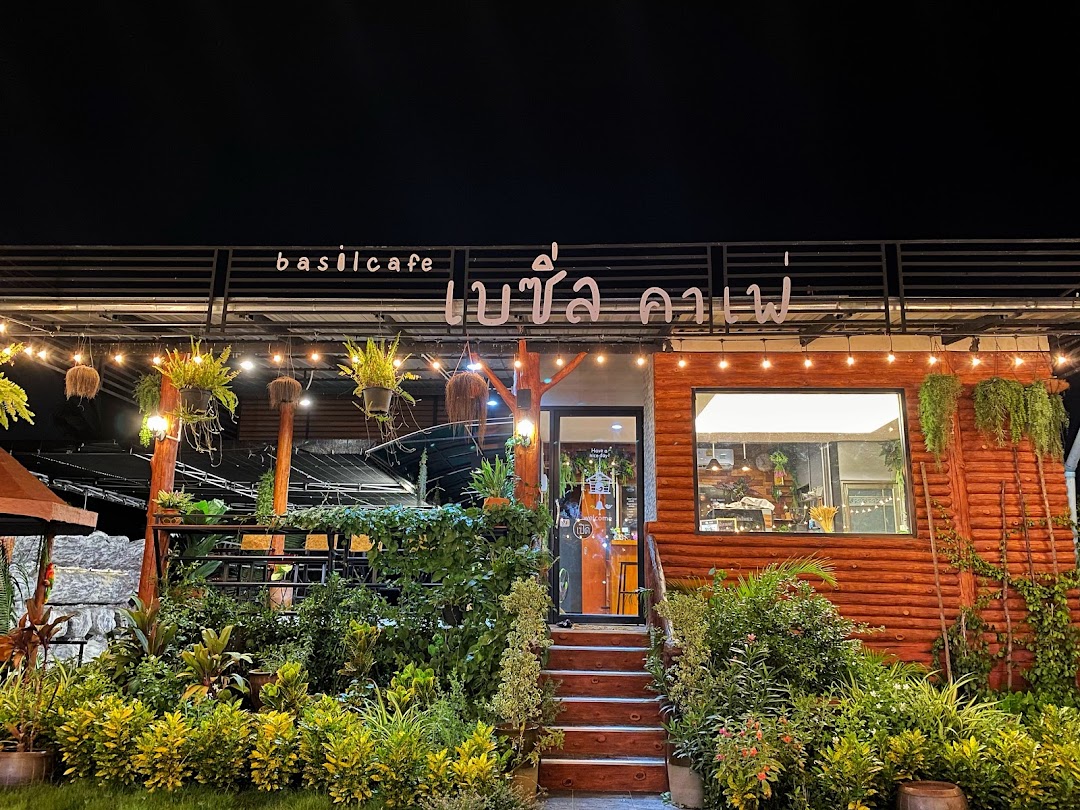 เบซิ่ล คาเฟ่ Basil Cafe Ratchaburi