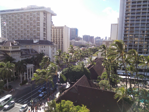 Travel Desk-Moana Surfrider