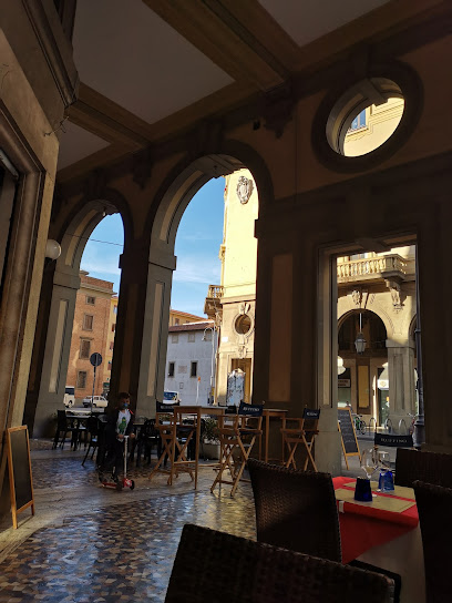 Caffè Duomo - Via Cairoli, 6, 57123 Livorno LI, Italy