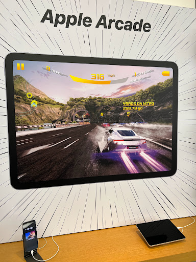 Computer Store «Apple Easton Town Center», reviews and photos, 4210 The Strand, Columbus, OH 43219, USA