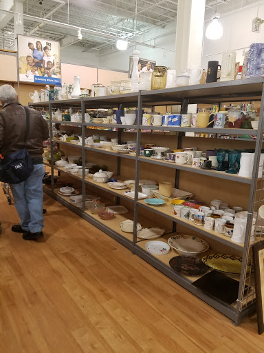Thrift Store «Volunteers of America Thrift Store– Mansfield», reviews and photos