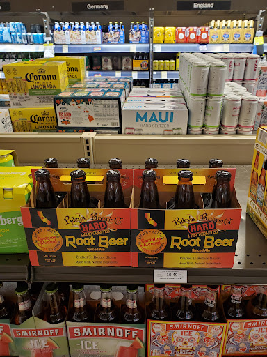 Wine Store «Total Wine & More», reviews and photos, 7925 N Blackstone Ave, Fresno, CA 93720, USA