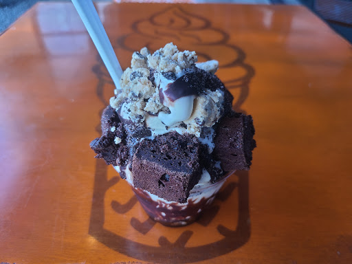 Ice Cream Shop «Cow Tipping Creamery», reviews and photos, 4715 S Lamar Blvd, Austin, TX 78745, USA