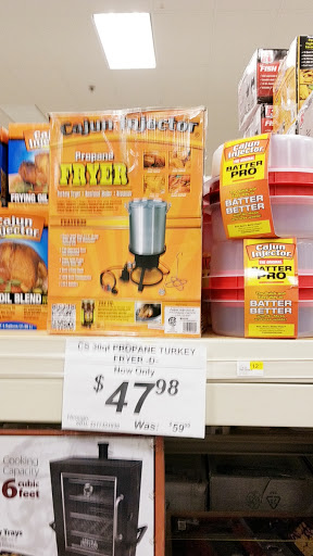 Clothing Store «Big R McHenry», reviews and photos, 1860 N Richmond Rd, McHenry, IL 60051, USA