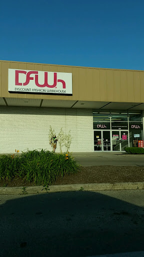 Discount Store «Discount Fashion Warehouse Kettering», reviews and photos, 2836 Wilmington Pike, Kettering, OH 45419, USA