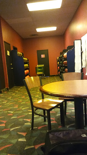 Bowling Alley «AMF Saxon Lanes», reviews and photos, 61 Little Canada Rd W, St Paul, MN 55117, USA