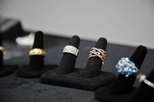 Pawn Shop «Ohio Gold & Pawn LLC», reviews and photos, 3970 Everhard Rd NW, Canton, OH 44709, USA