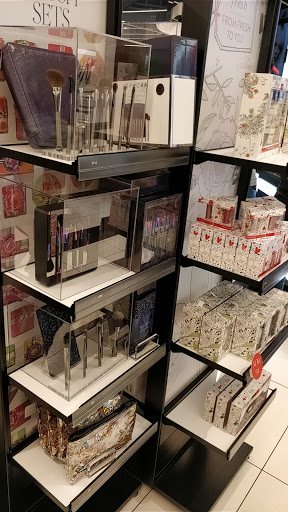 Cosmetics Store «SEPHORA», reviews and photos, 2855 Stevens Creek Blvd #1067, Santa Clara, CA 95050, USA