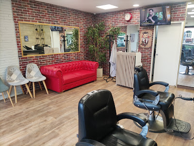 Barber stohair à Eaubonne