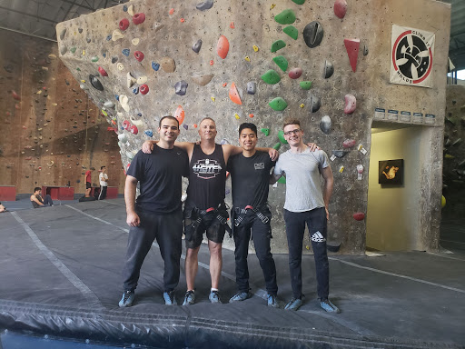 Rock Climbing Gym «Hangar 18 Indoor Climbing Gym - Riverside», reviews and photos, 6935 Arlington Ave, Riverside, CA 92503, USA