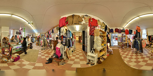 Thrift Store «Lucky Dog Thrift Shop», reviews and photos, 23 Elm St, Nashua, NH 03060, USA