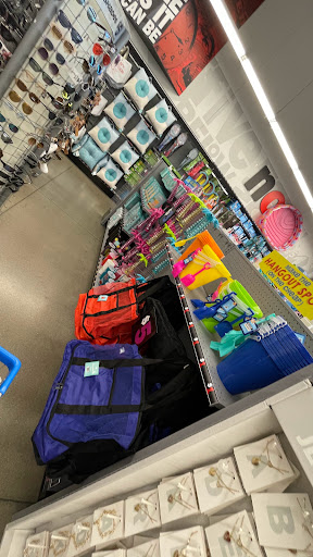 Variety Store «Five Below», reviews and photos, 13401 Shelbyville Rd, Louisville, KY 40243, USA