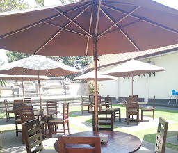 Warung Madu Sedana photo