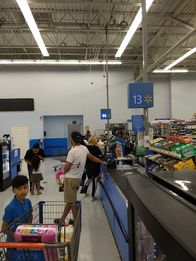 Shopping Mall «Islandia Shopping Center», reviews and photos, 1750 Veterans Hwy, Islandia, NY 11749, USA