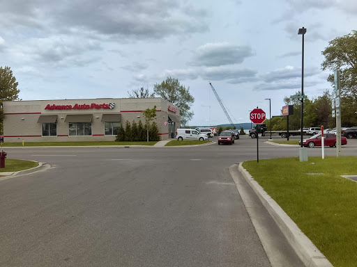 Auto Parts Store «Advance Auto Parts», reviews and photos, 730 Charlevoix Ave, Petoskey, MI 49770, USA