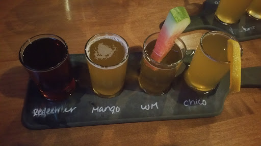 Bar «Lowell Beer Works», reviews and photos, 203 Cabot St, Lowell, MA 01854, USA