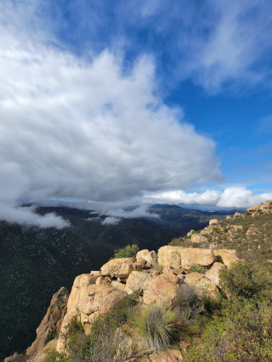 Eagle Peak Trailhead