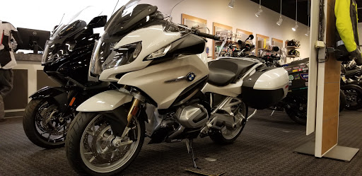 BMW Motorcycle Dealer «BMW Motorcycles of Western Oregon», reviews and photos, 12010 SW Garden Pl, Portland, OR 97223, USA
