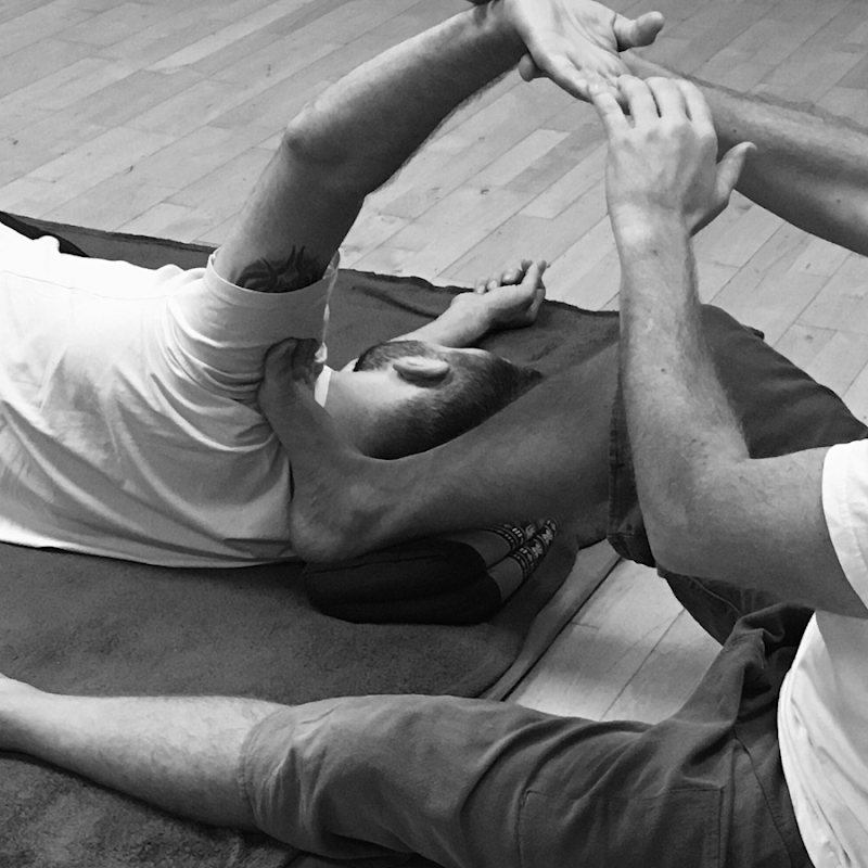 JUNGLE HEALING - massage therapy, yoga studio & training centre